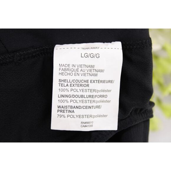 Under Armour Women's Heat Gear Black Loose Fit Reflective Running Shorts L NEW - Picture 8 of 8